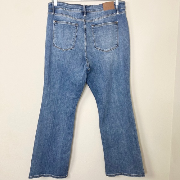 Judy Blue Mid-Rise Vintage 5 Button-Fly Boot Cut Jeans - Picture 7 of 13